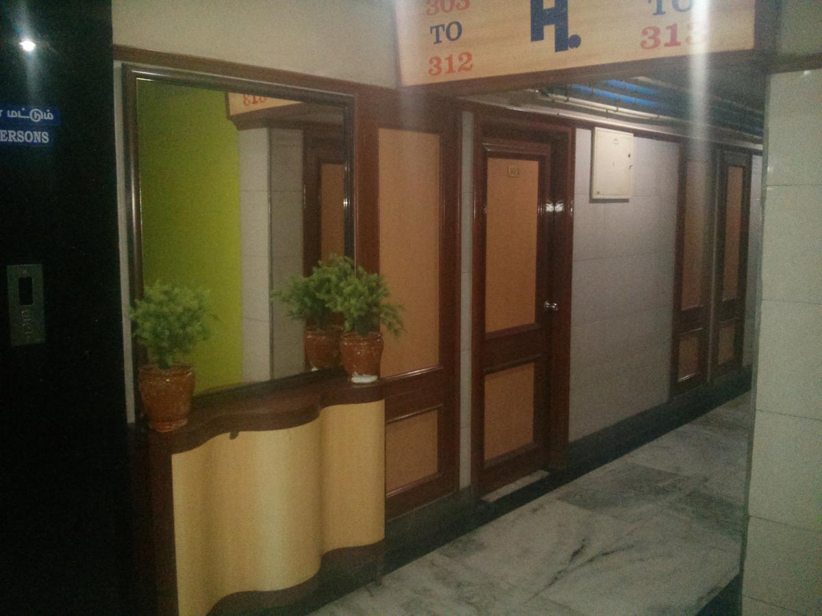Oyo 5377 Hotel Raaj Bhaavan شيناي المظهر الخارجي الصورة