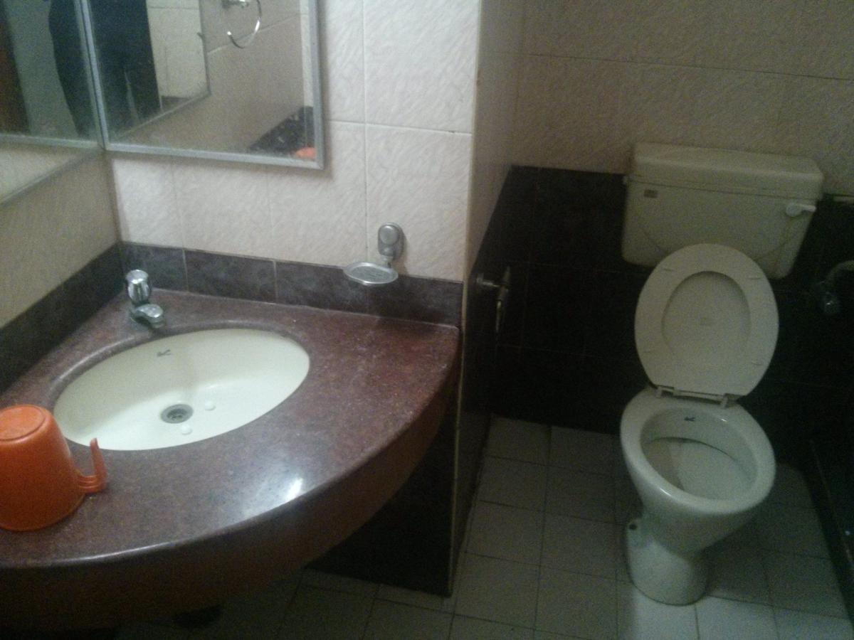 Oyo 5377 Hotel Raaj Bhaavan شيناي المظهر الخارجي الصورة