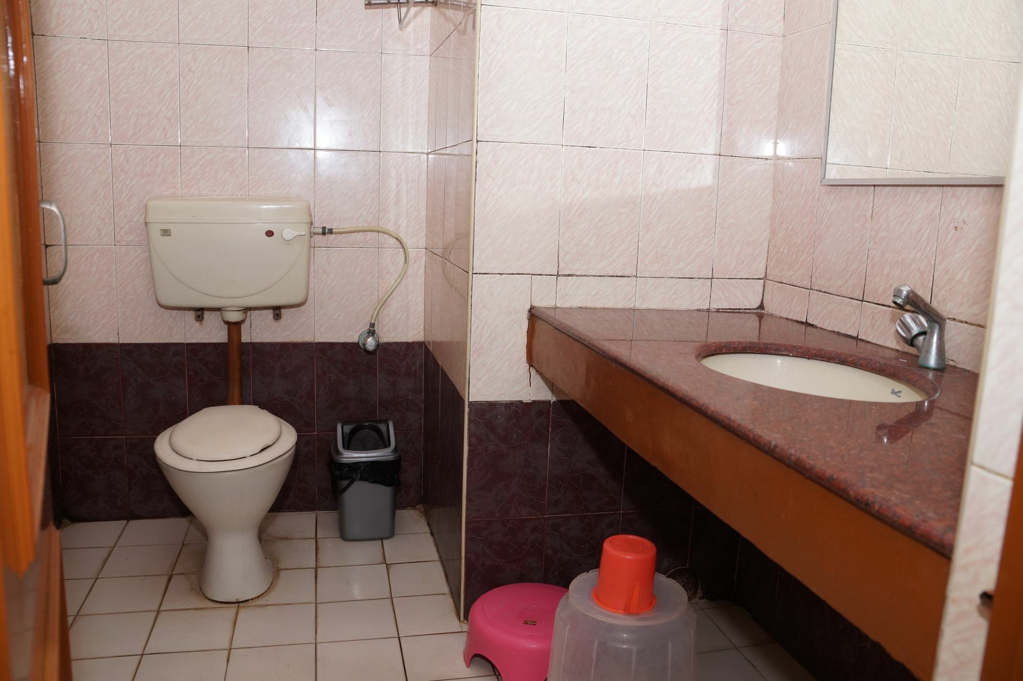Oyo 5377 Hotel Raaj Bhaavan شيناي المظهر الخارجي الصورة